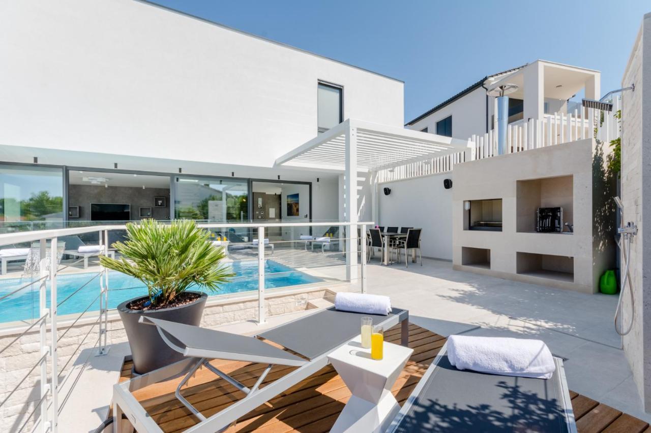 Villa Vitae & Villa Pax Sutivan Eksteriør bilde